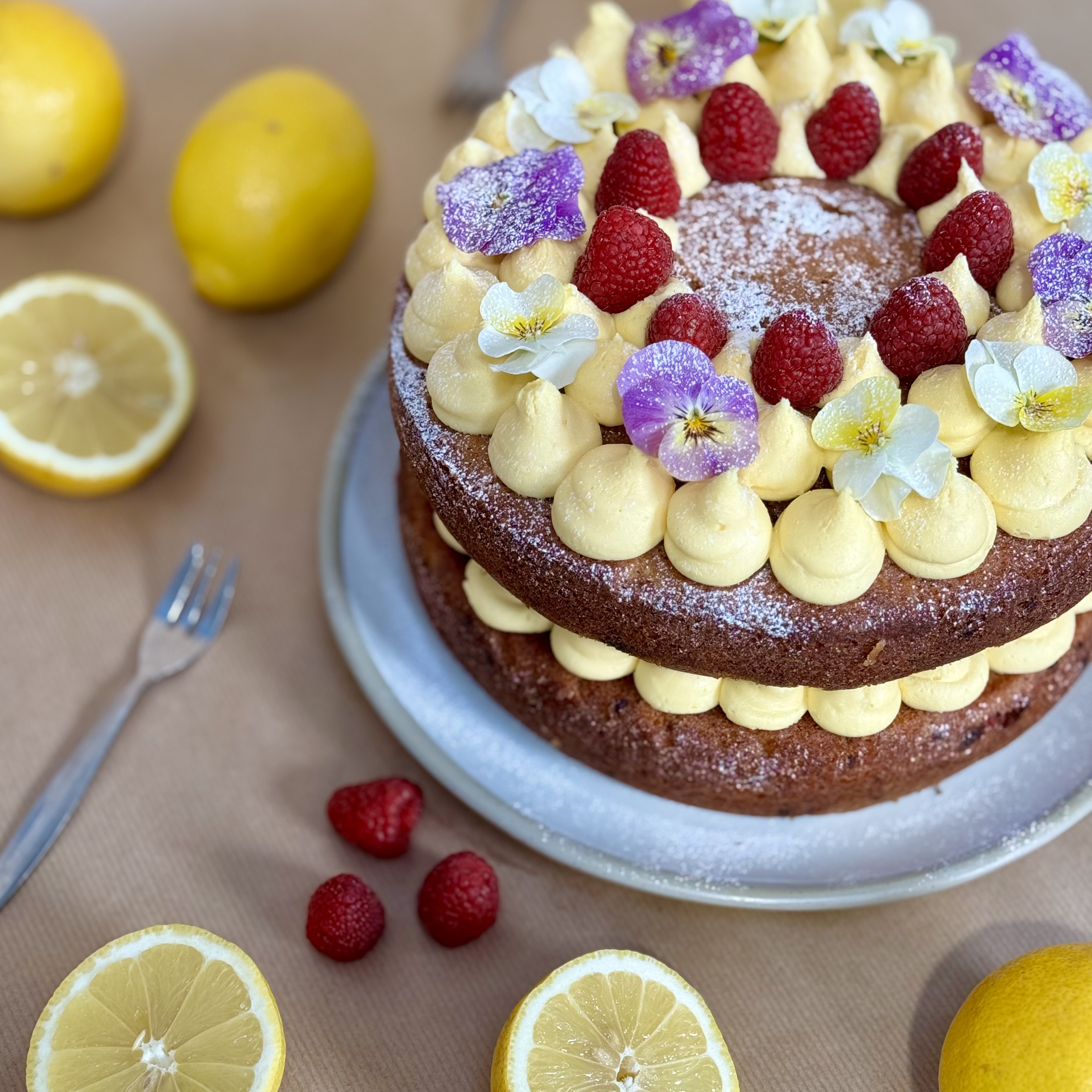 Homemade cakes & delicatessen