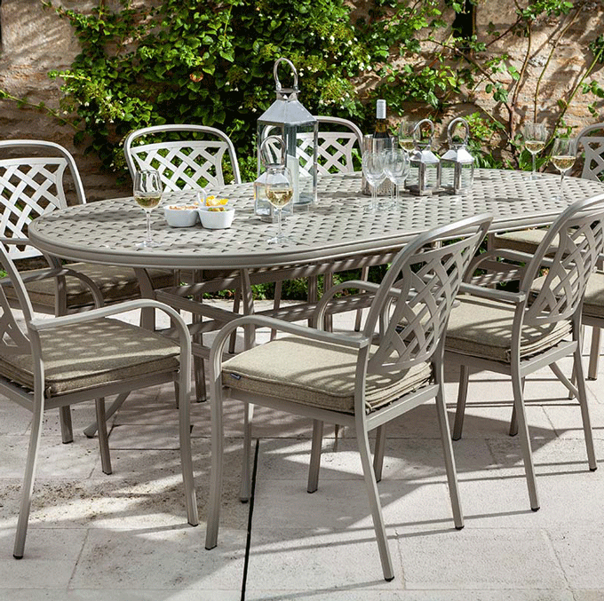 Berkeley 8 Seat Oval Dining Set 