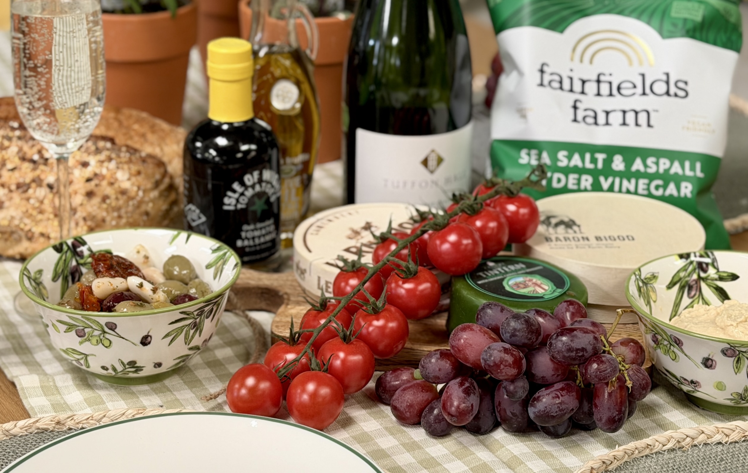 The Best Picnic Locations Near Colchester (and What to Eat at Each One)